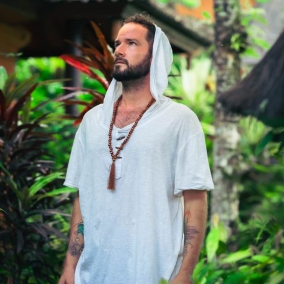 Meet your Posher, Corey - Picture 1 of 1